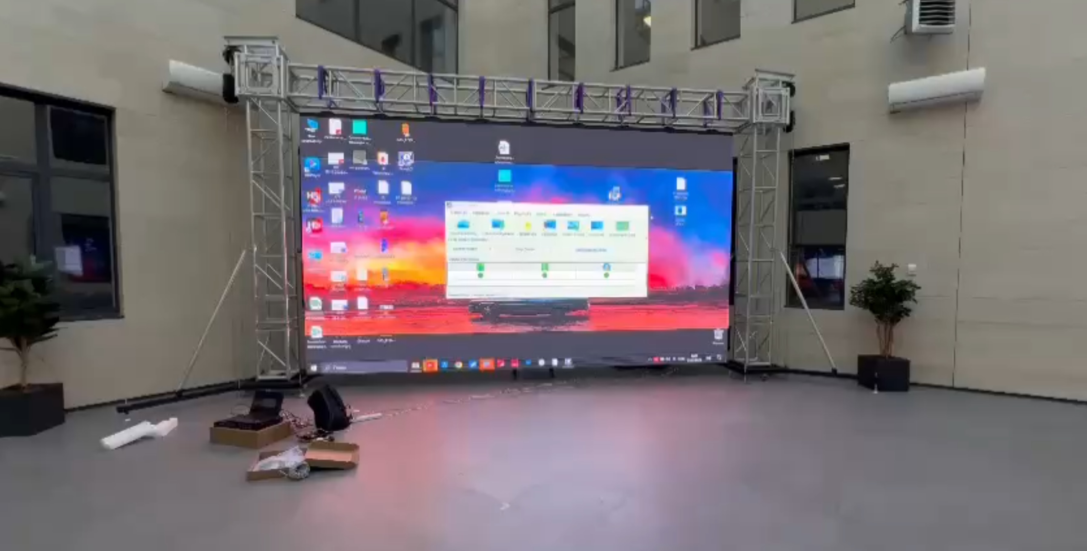 Экран для МГУ г. Грозный - фото 1