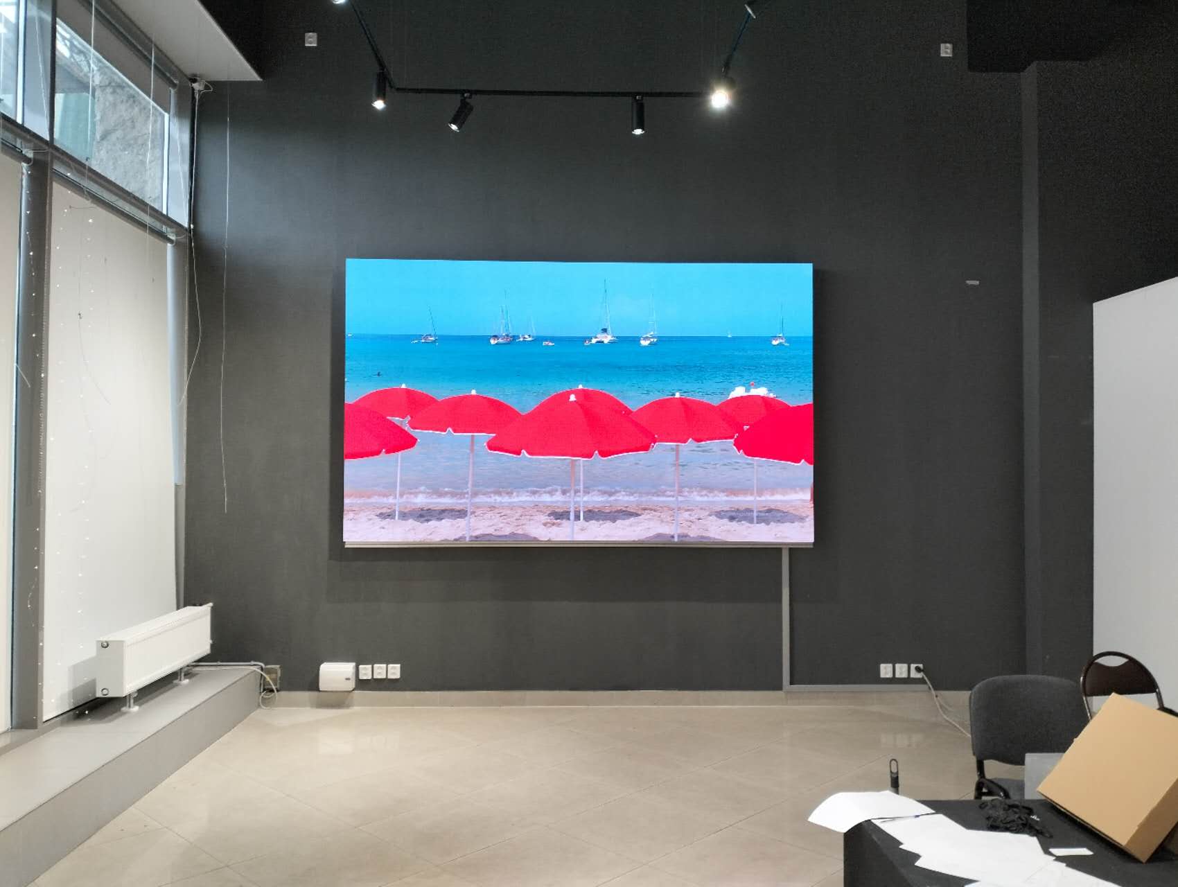 Экран офисного центра в г. Санкт-Петербург - фото 3