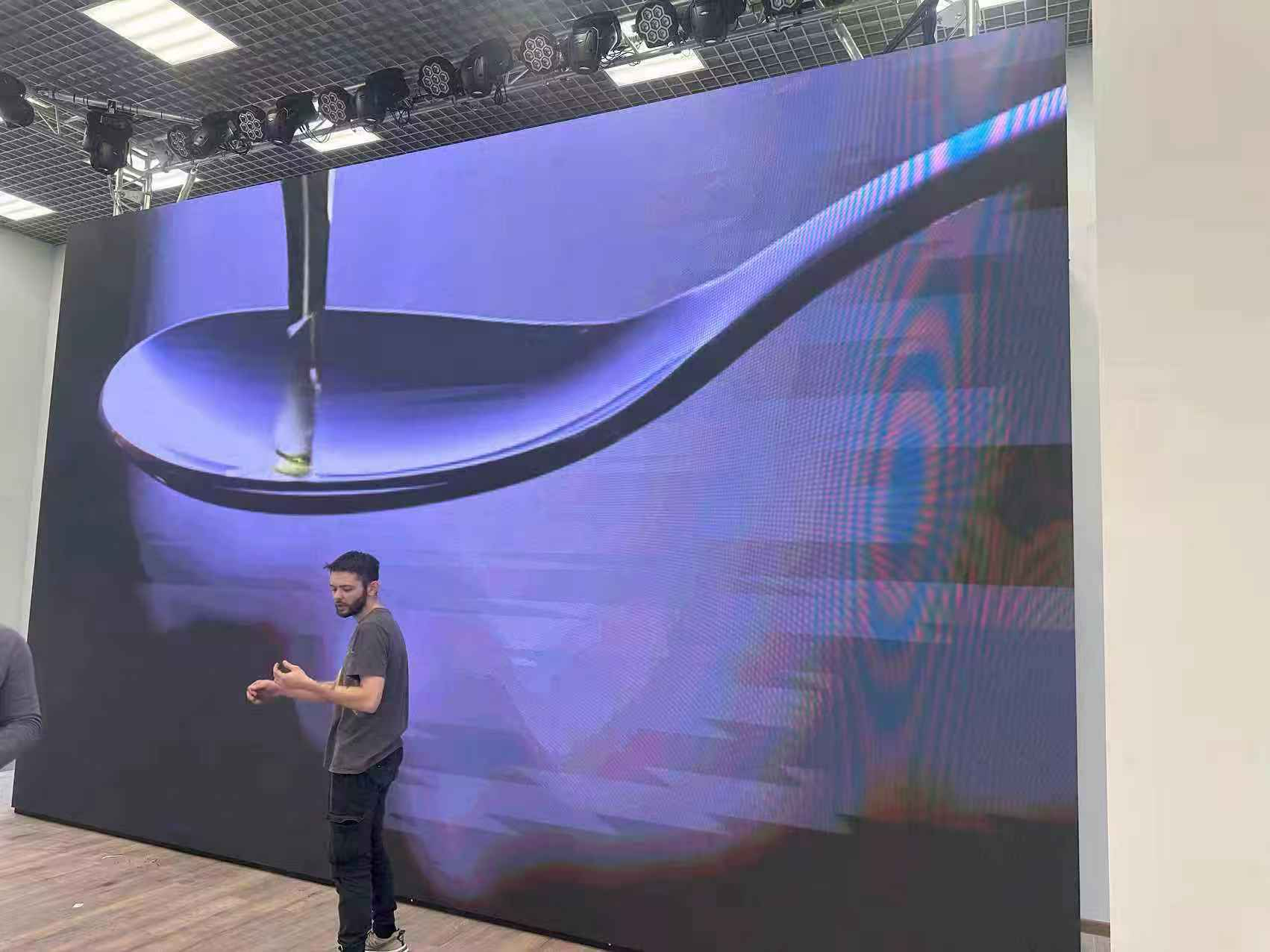 Интерьерный экран  Р2.5, для ГБПОУ МО "Колледж "Подмосковье" - фото 1